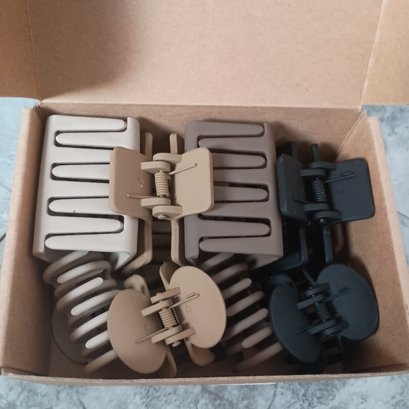 8pc Womens Matte Hair Clips Claw Hair Accessories - Picture 2 of 6